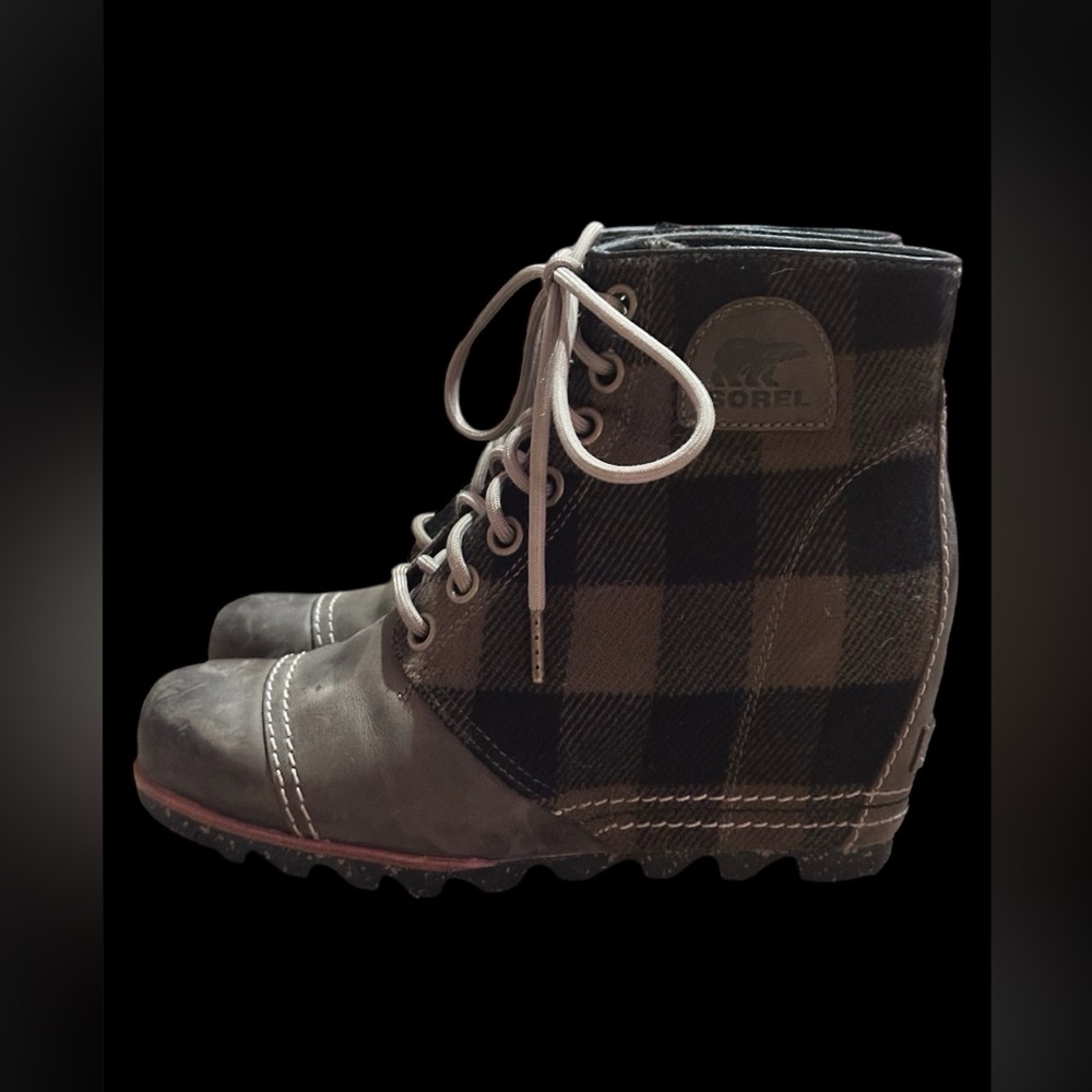 SOREL Women Green Black Buffalo Plaid Wool Leather Wedge Boot Waterproof Size 9 - Picture 5 of 13